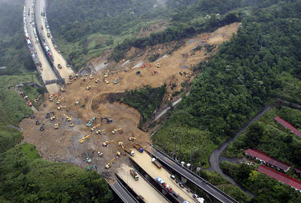 landslide9.jpg